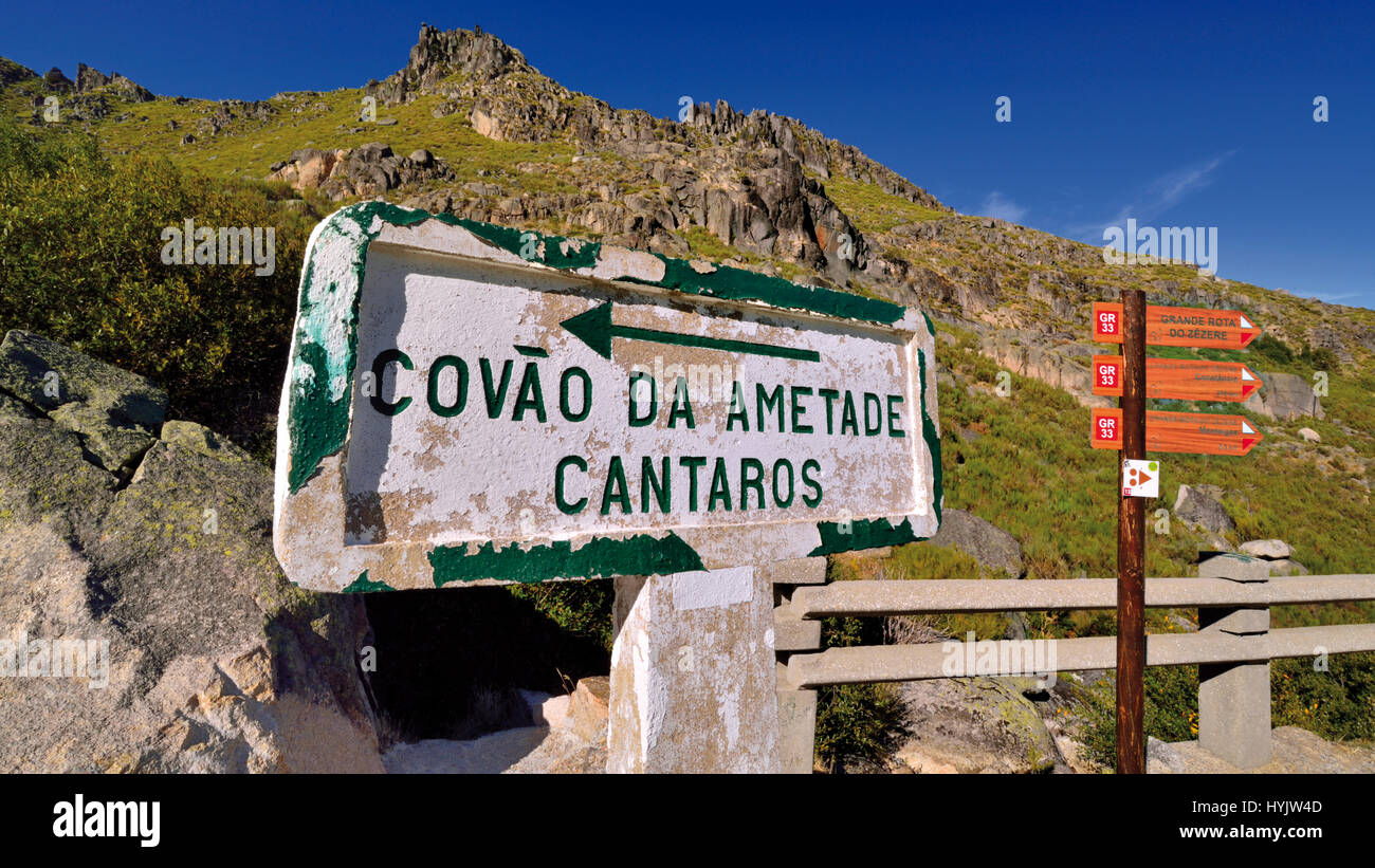 Portugal: Street-Signale in den Bergen der Natur Park Serra da Estrela Stockfoto