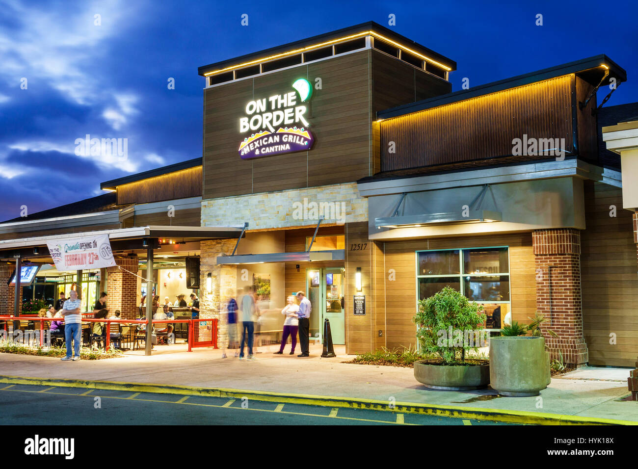 Orlando Florida, Kreuzung von Lake Buena Vista, Restaurants, Shopping plaza, außen, an der Grenze, mexikanischer Grill, Cantina, Restaurant Restaurants Essen Essen Essen c Stockfoto