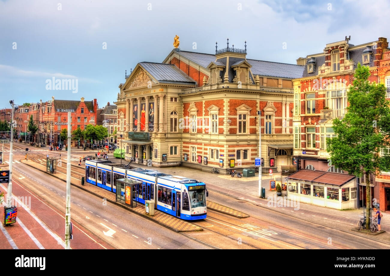 Blick auf das Royal Concertgebouw, eine Konzerthalle in Amsterdam. Stockfoto