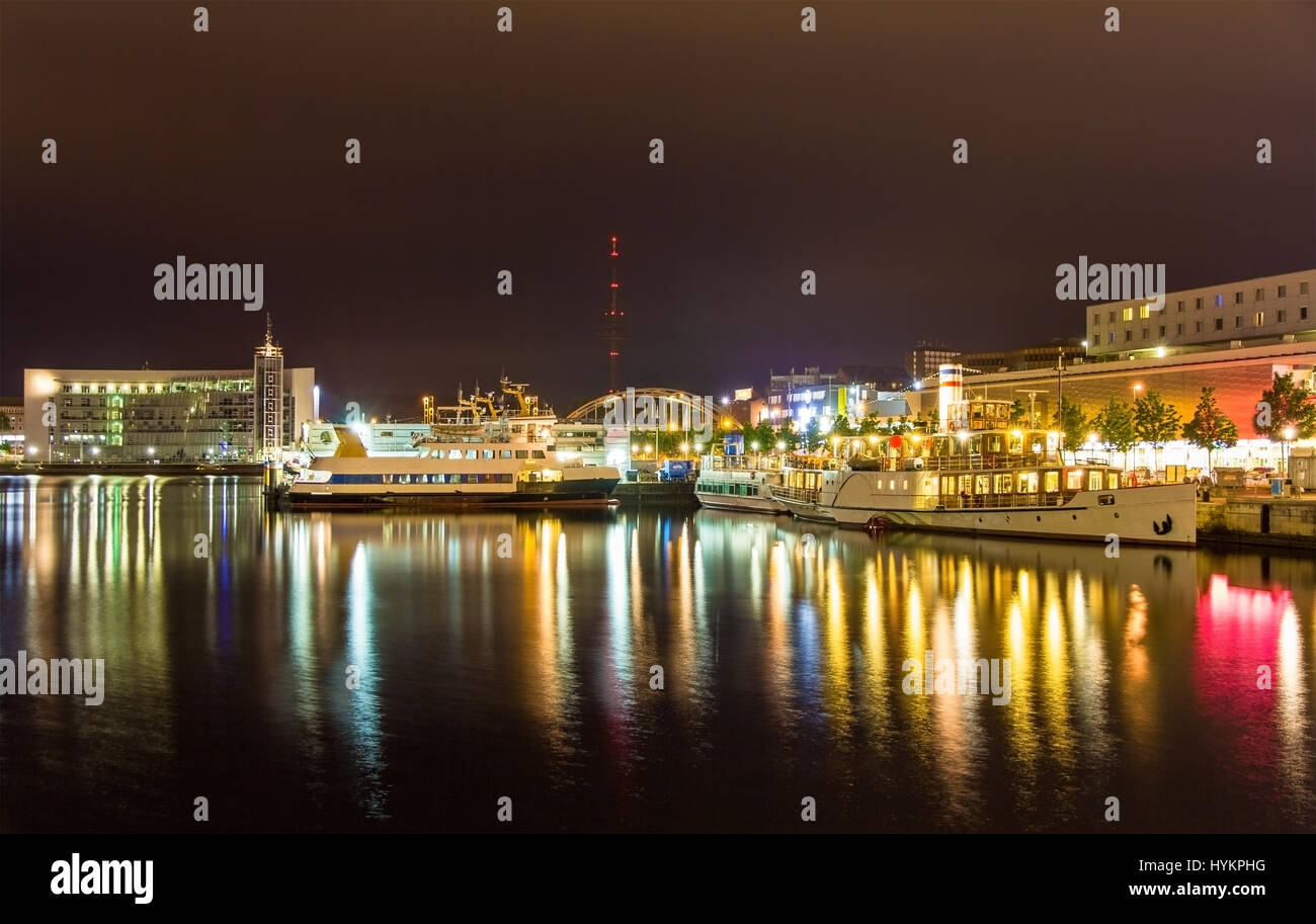 Boote im Seehafen Kiel - Deutschland, Schleswig-Holstein Stockfoto