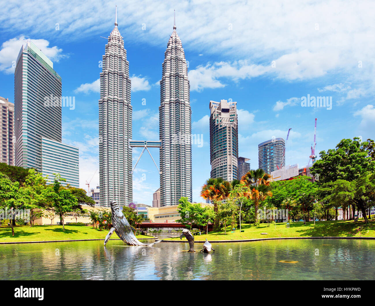 KUALA LUMPUR, MALAYSIA - Fasnacht 5: Petronas Towers am 5. Februar 2016 in Kuala Lumpur, Malaysia.Petronas Türmen ist das höchste Gebäude der Welt Stockfoto