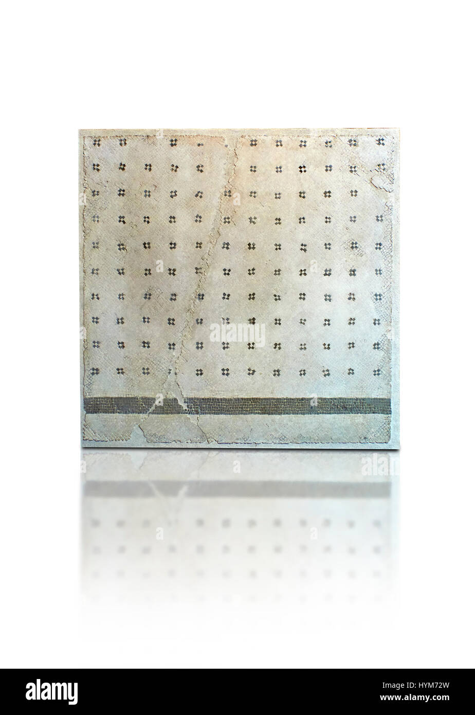 Roman Black und White geometrischen Mosaik-Dekorationen aus einer Villa von Rom. Museo Nazionale Romano (römisches Nationalmuseum), Rom, Italien. Gegen einen whi Stockfoto