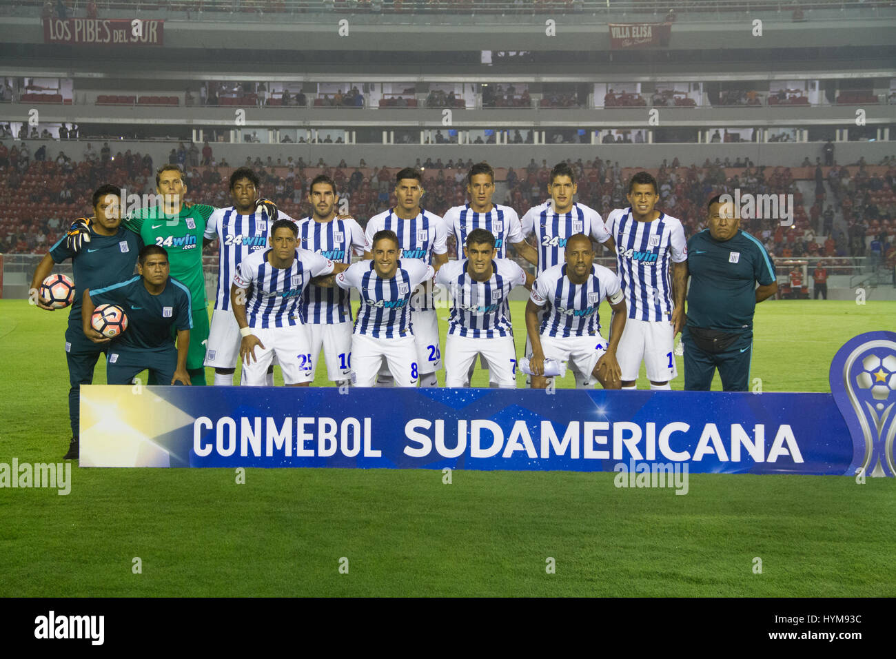 BUENOS AIRES, 04.04.2017Team von Alianza Lima (PER) im Estadio Libertadores de América. (Foto: Néstor J. Beremblum / Alamy News) Stockfoto