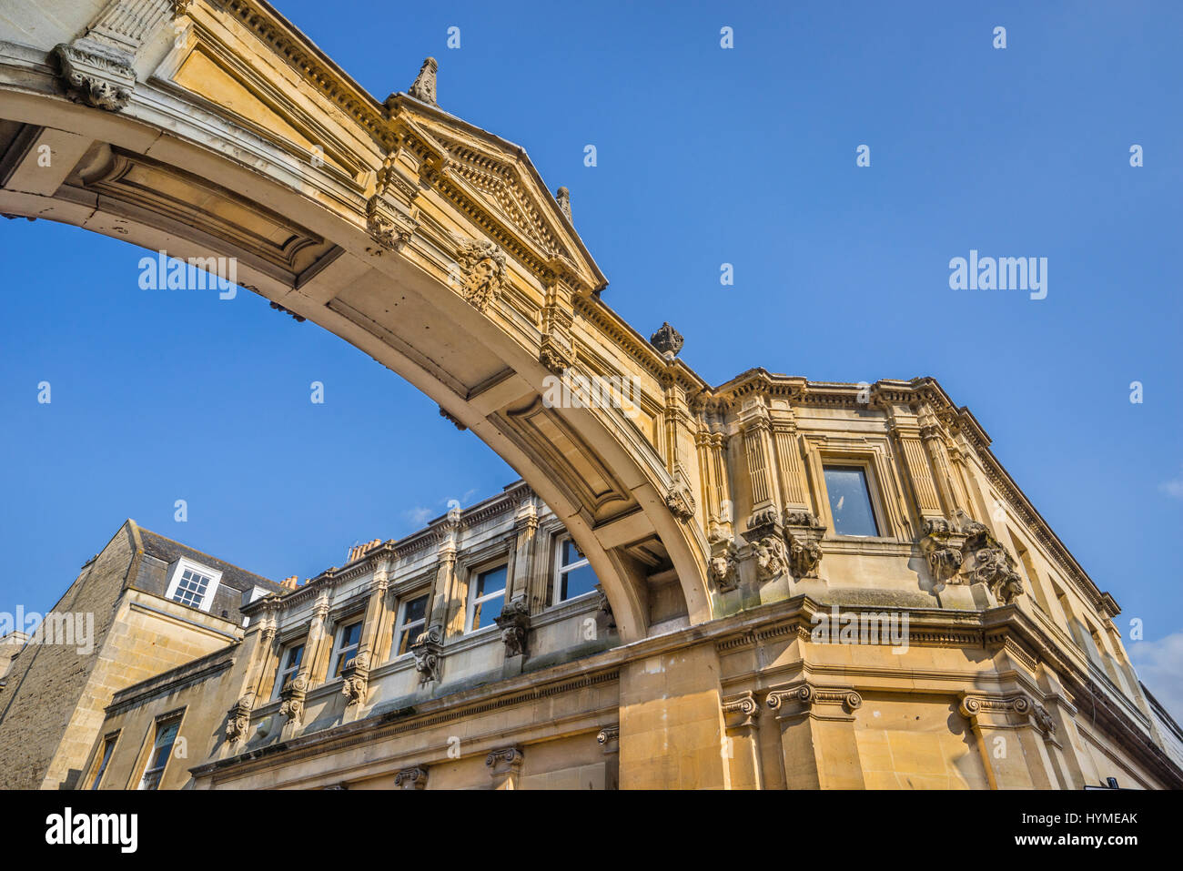 Vereinigtes Königreich, Somerset, Bad, gewölbte elliptisch Brücke über York Street durch das Warmwasser aus der Königin Bad in Bath City L geleitet wurde Stockfoto