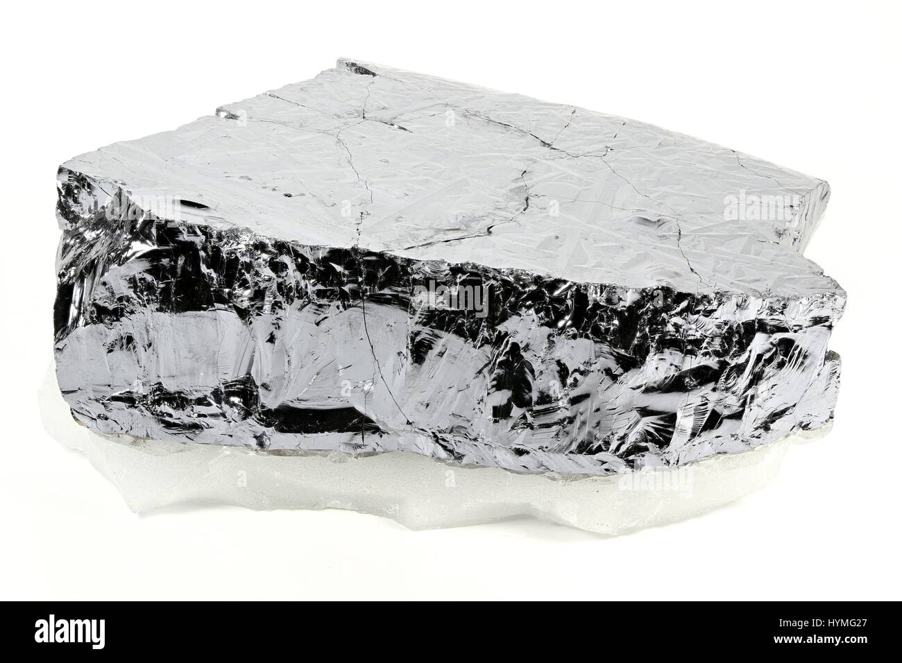 hochreinem polykristallinem Silizium aus Freiberg / Deutschland isoliert auf weißem Hintergrund Stockfoto