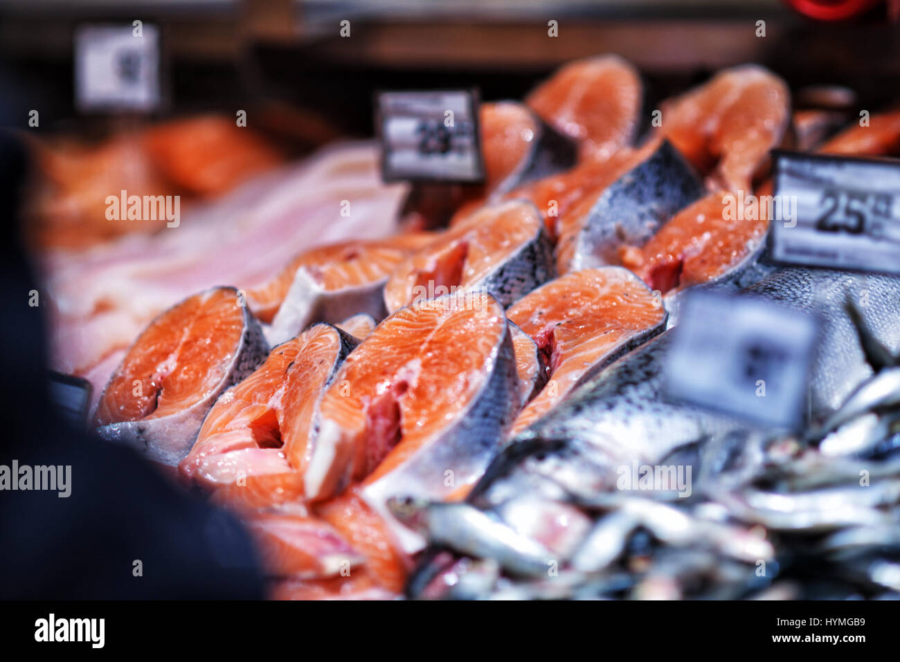 Meeresfrüchte auf Eis am Fischmarkt Stockfoto