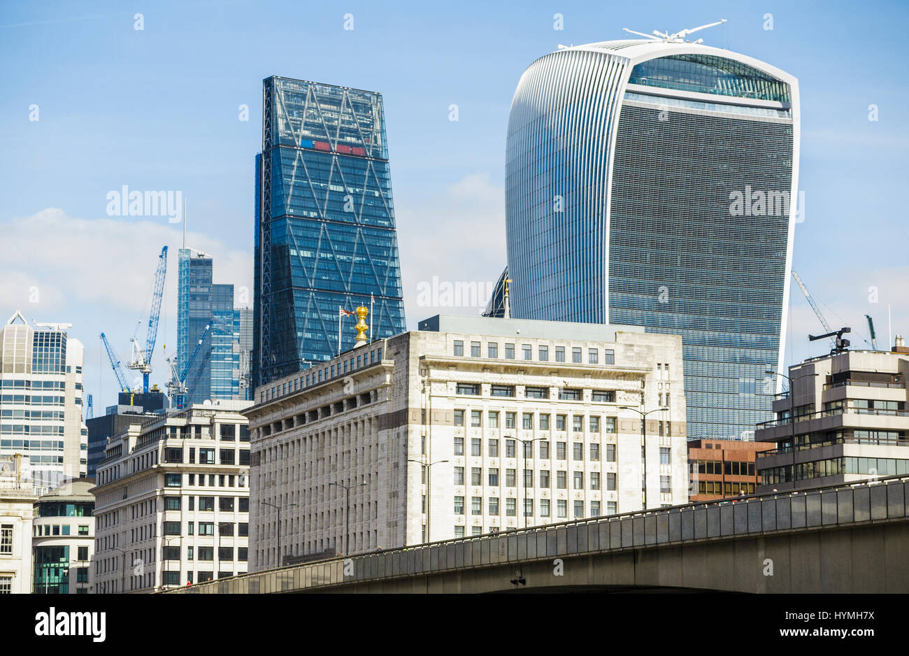 Walkie Talkie, Cheesegrater, Adelaide House, London Bridge: ikonische Gebäude und Strukturen im Finanzbezirk der City of London Stockfoto