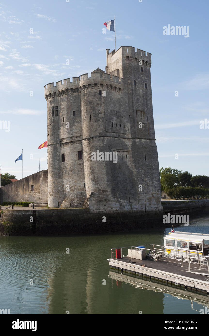 Frankreich, La Rochelle, Le Vieux Port, Tour St-Nicolas-Turm Stockfoto