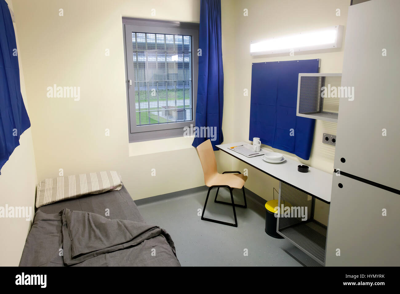 Gefängniszelle, Gefängnis, Gefängnis Düsseldorf, Nordrhein-Westfalen, Deutschland Stockfoto