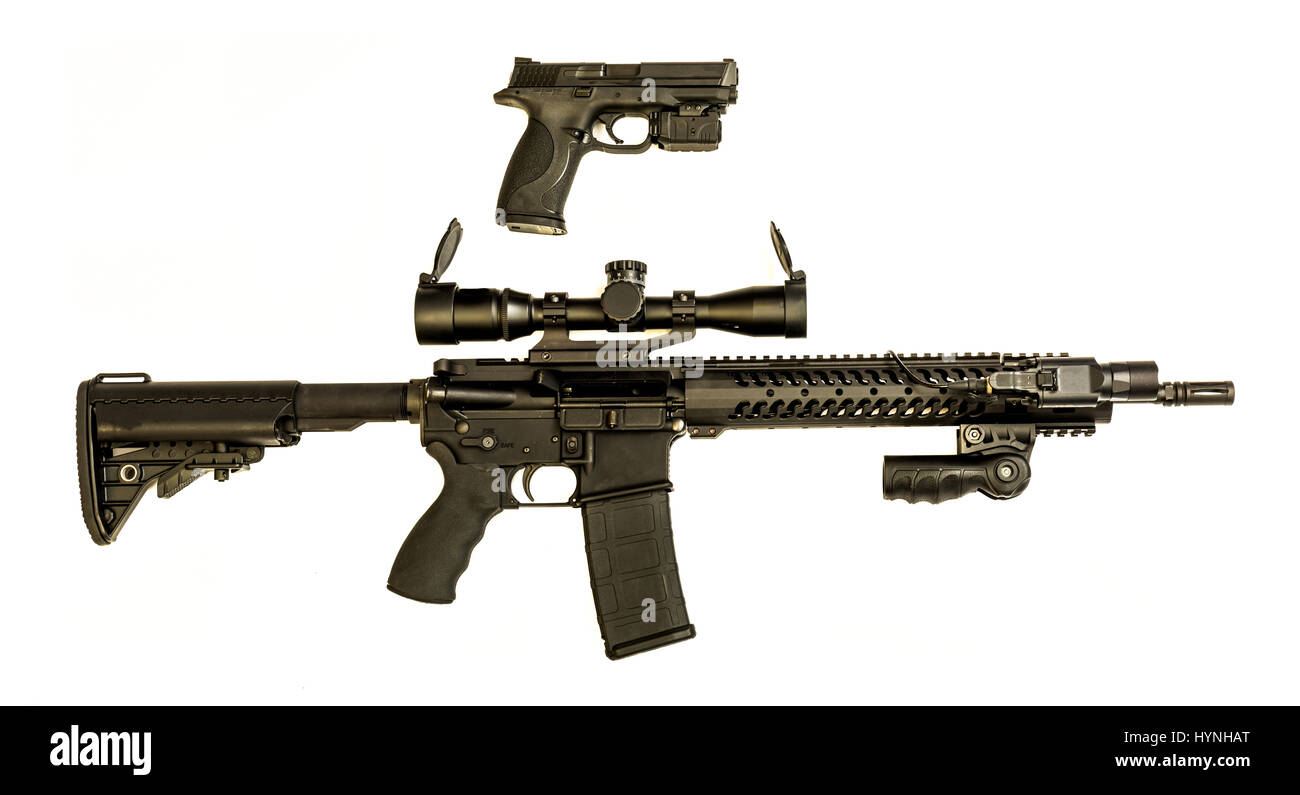 Eine moderne Semi Auto Hand Pistole 9mm und AR-15 Gewehr, das ist eine gute Kombination, der persönlichen swat würde zusammen zu tragen. Stockfoto