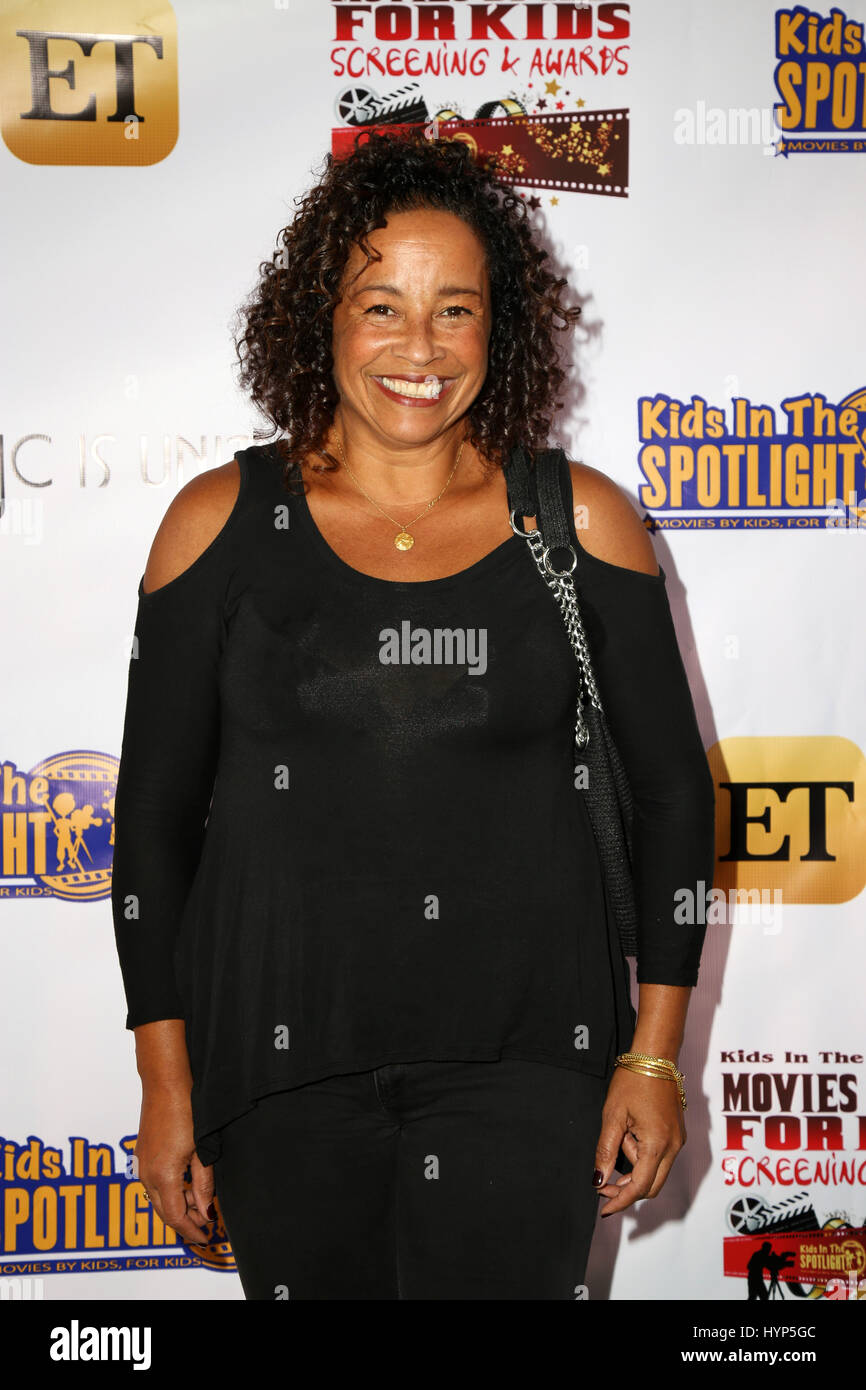 Rae Dawn Chong Stockfotos Und Bilder Kaufen Alamy