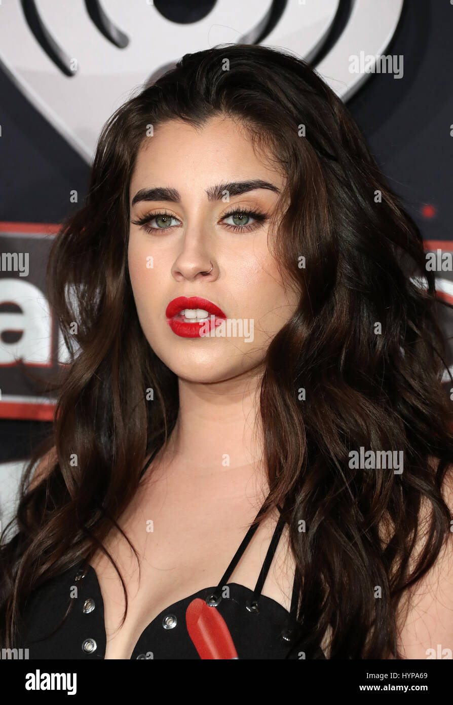 2017 iHeartRadio Music Awards Featuring: Lauren Jauregui Where: Los Angeles, California, Vereinigte Staaten von Amerika bei: 6. März 2017 Stockfoto