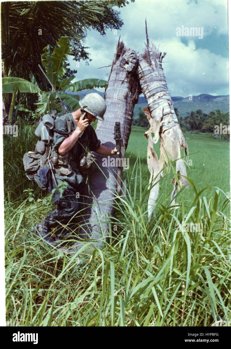 Meldung vom Hauptquartier während der Operation Irving, Vietnam, 1966. Stockfoto