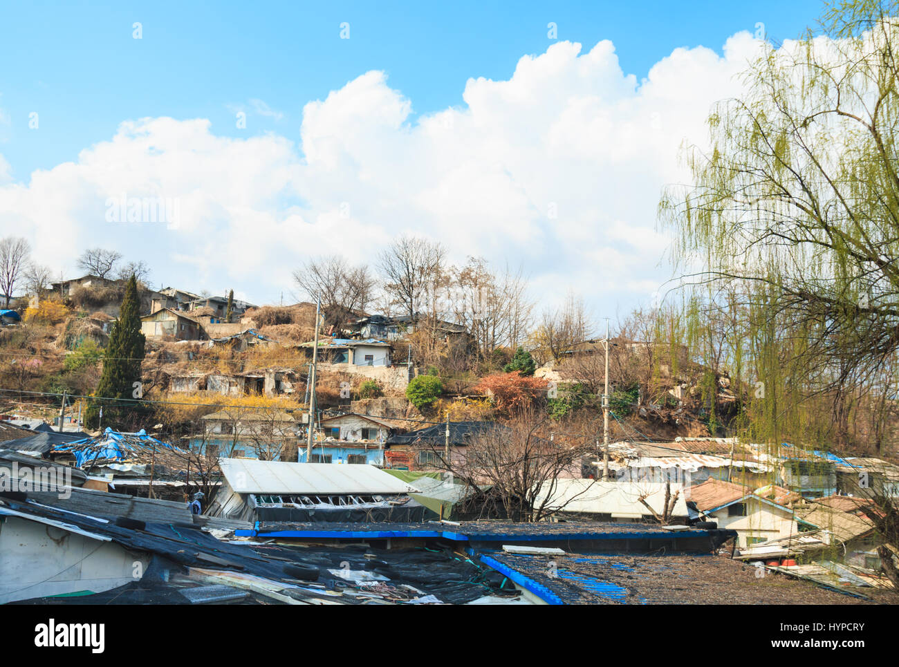 Blick auf die letzten Armen Bergdorf namens Baeksa Village(104 town or 104 village) in Seoul, Korea. Stockfoto