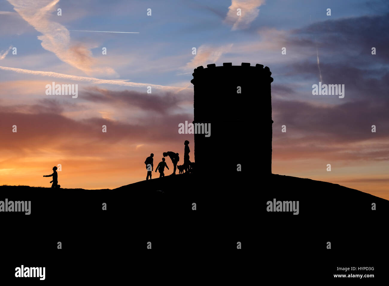Salomos Tempel oder Grinlow Turm als es ist auch bekannt steht über Buxton im Peak District. Stockfoto