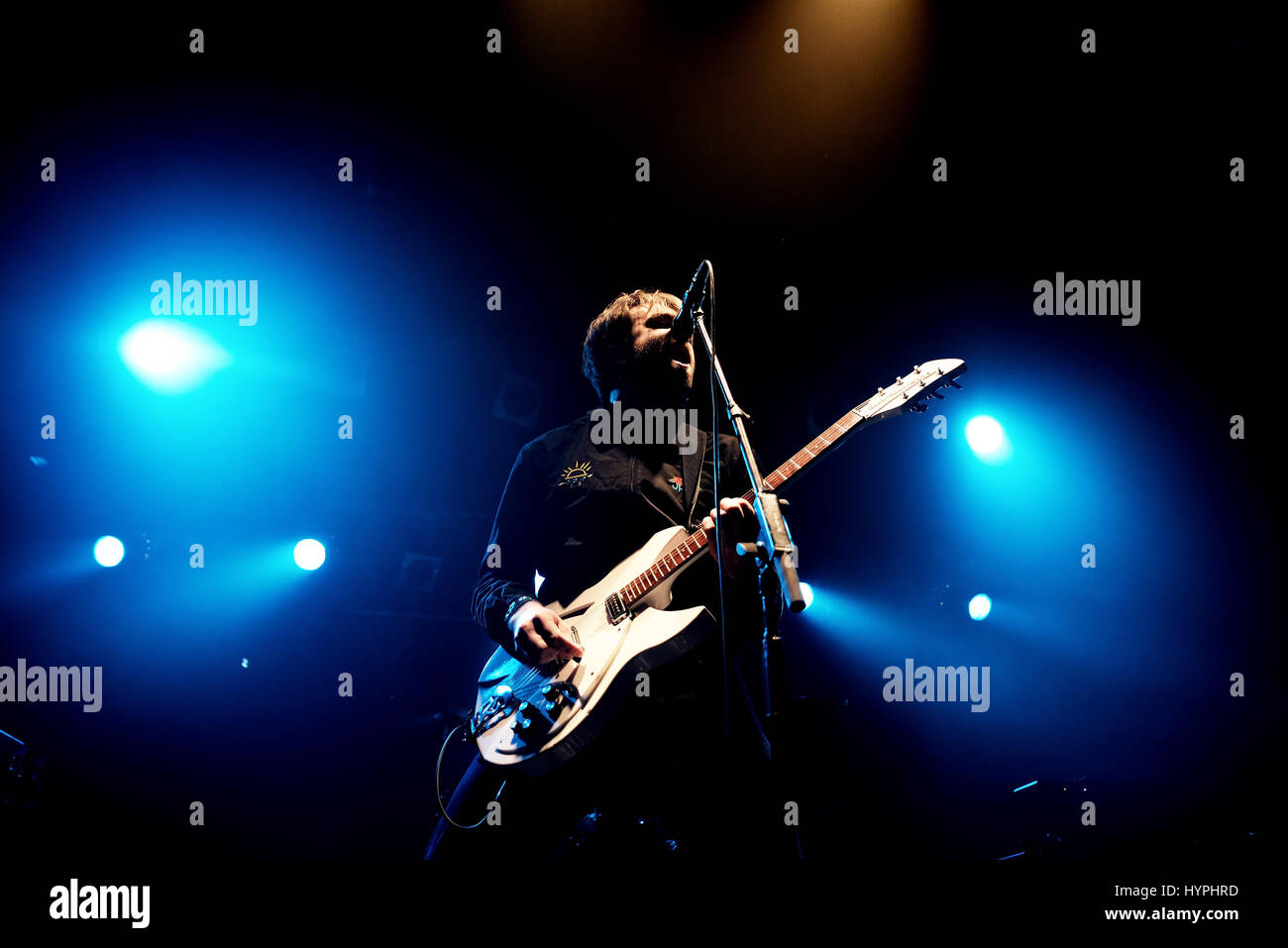 BARCELONA - 17 MAR: The Vaccines (Band) in Konzert im Razzmatazz Stadium am 17. März 2016 in Barcelona, Spanien. Stockfoto