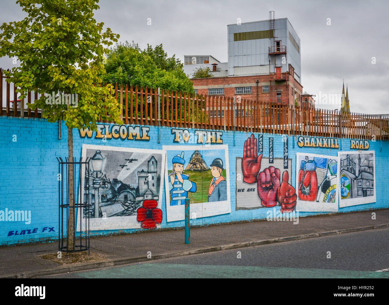Wandgemälde in Belfast in der Nähe von Wasserfällen und Shankill Road, Nordirland Stockfoto