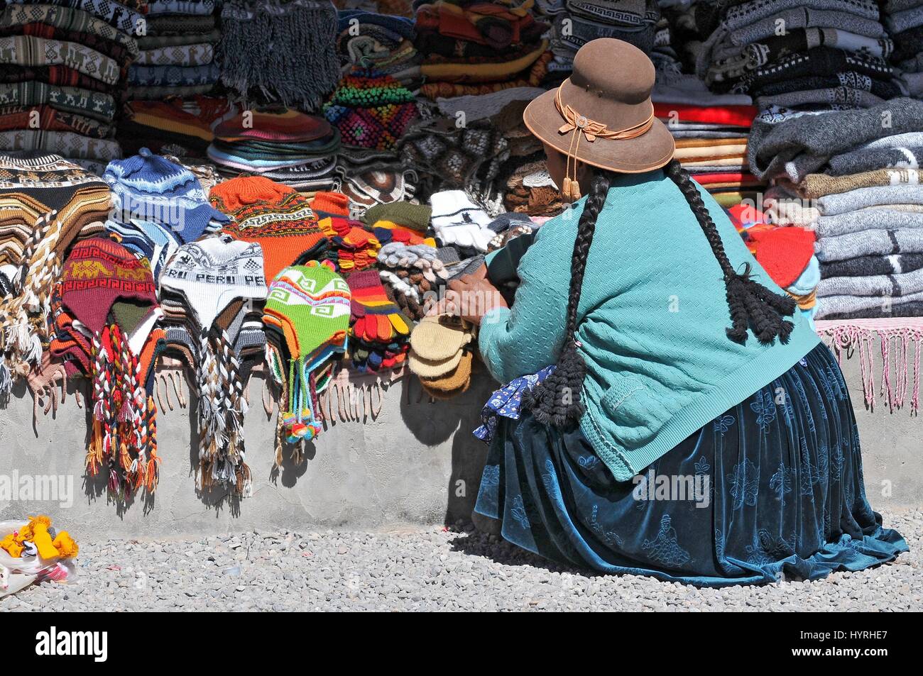 Peru, Salinas und Aguada Blanca National Reservierung, lokalen Markt mit peruanischen Souvenirs Stockfoto