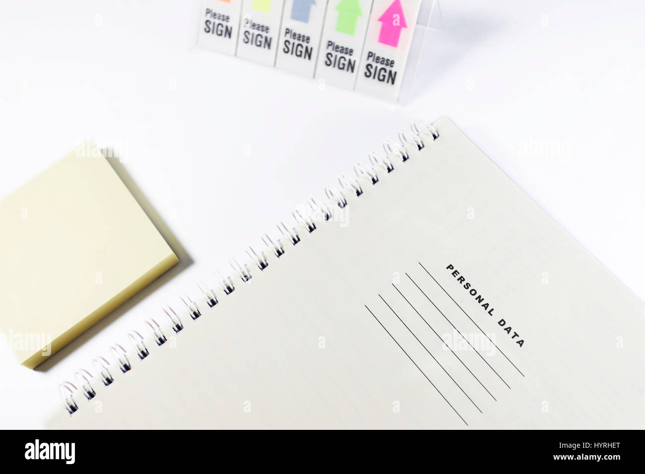 Notebook, Arbeitsspeicher Notizen isoliert auf weißem Hintergrund Stockfoto