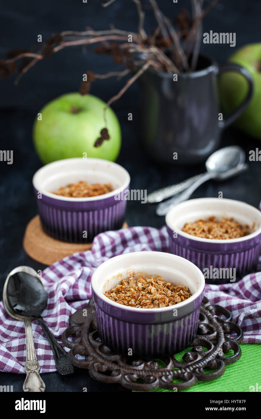 Hausgemachte leckere Apple crumble knackig dessert Stockfoto