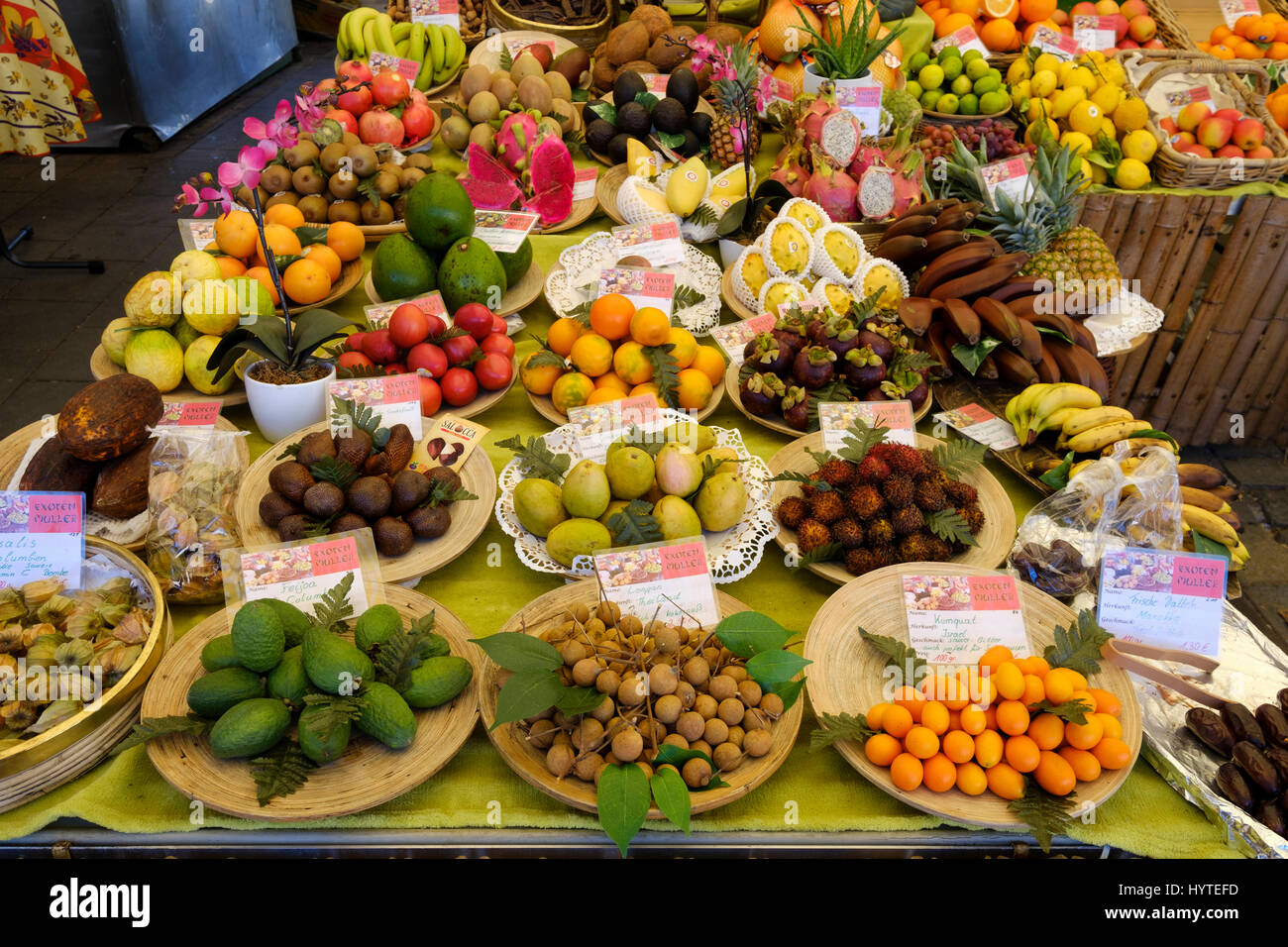 Exotische Früchte, Anzeige, Viktualienmarkt, München, Upper Bavaria, Bavaria, Germany Stockfoto