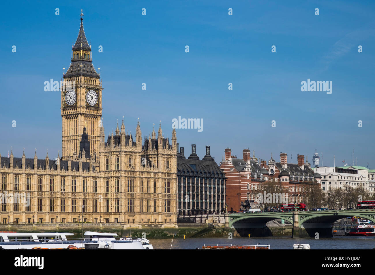 Der Palace of Westminster ist Heimat des House Of Commons und dem House Of Lords, die beiden Häuser des Parlaments des Vereinigten Königreichs, London Stockfoto
