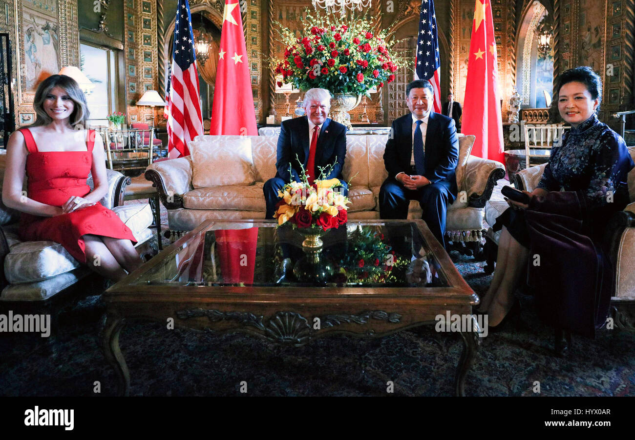 Mar-a-Lago, Florida, USA. 7. April 2017. Chinesischen Staatspräsidenten Xi Jinping trifft sich mit seinem amerikanischen Amtskollegen Donald Trump im Mar-a-Lago Resort in Florida, USA, 6. April 2017. (Xinhua/Lan Hongguang) (Zyd) Bildnachweis: Xinhua/Alamy Live-Nachrichten Stockfoto