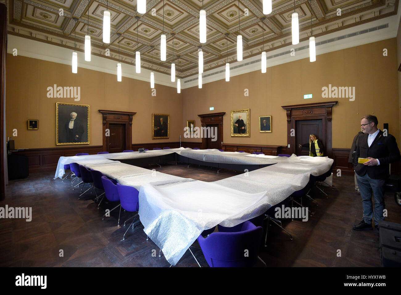 Berlin, Deutschland. 7. April 2017. Adolf von Harnack Raum in einem Gebäude im Bild Website Tour von der Staatsbibliothek (Staatsbibliothek), in Berlin, Deutschland, 7. April 2017. Die Renovierung der Wahrzeichen Status Bibliothek, geöffnet von Kaiser Wilhelm II 1914, hat dazu geführt, dass 80 Prozent des Gebäudes für die Öffentlichkeit gesperrt ist. Foto: Rainer Jensen/Dpa/Alamy Live-Nachrichten Stockfoto