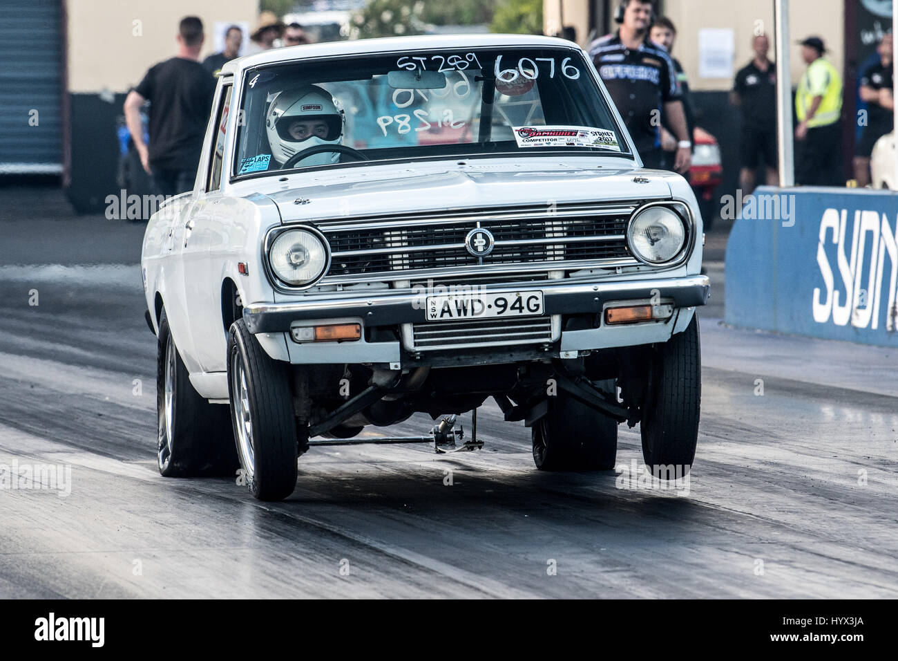 Sydney, Australien 7. April 2017: Sydney Jamboree Drag Racing Event - im Bild ist die Qualifikationsrunden der Sitzung. -Die Veranstaltung statt findet am Sydney Dragway über die 7. & 8. April. Bildnachweis: Mjmediabox / Alamy Live News Stockfoto