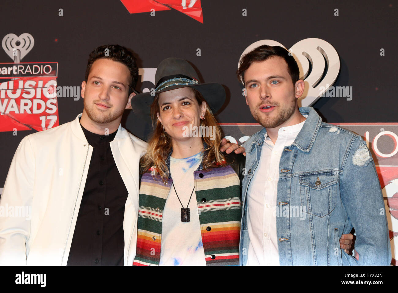 Los Angeles, CA, USA. 5. März 2017. LOS ANGELES - MAR-5: Pete Nappi, Samantha Ronson, Ethan Thompson, Ocean Park Pattsituation auf 2017 iHeart Music Awards am 5. März 2017 in Los Angeles, CA Kredit Forum: Kathy Hutchins / via ZUMA ZUMA-Draht/Wire/Alamy Live News Stockfoto