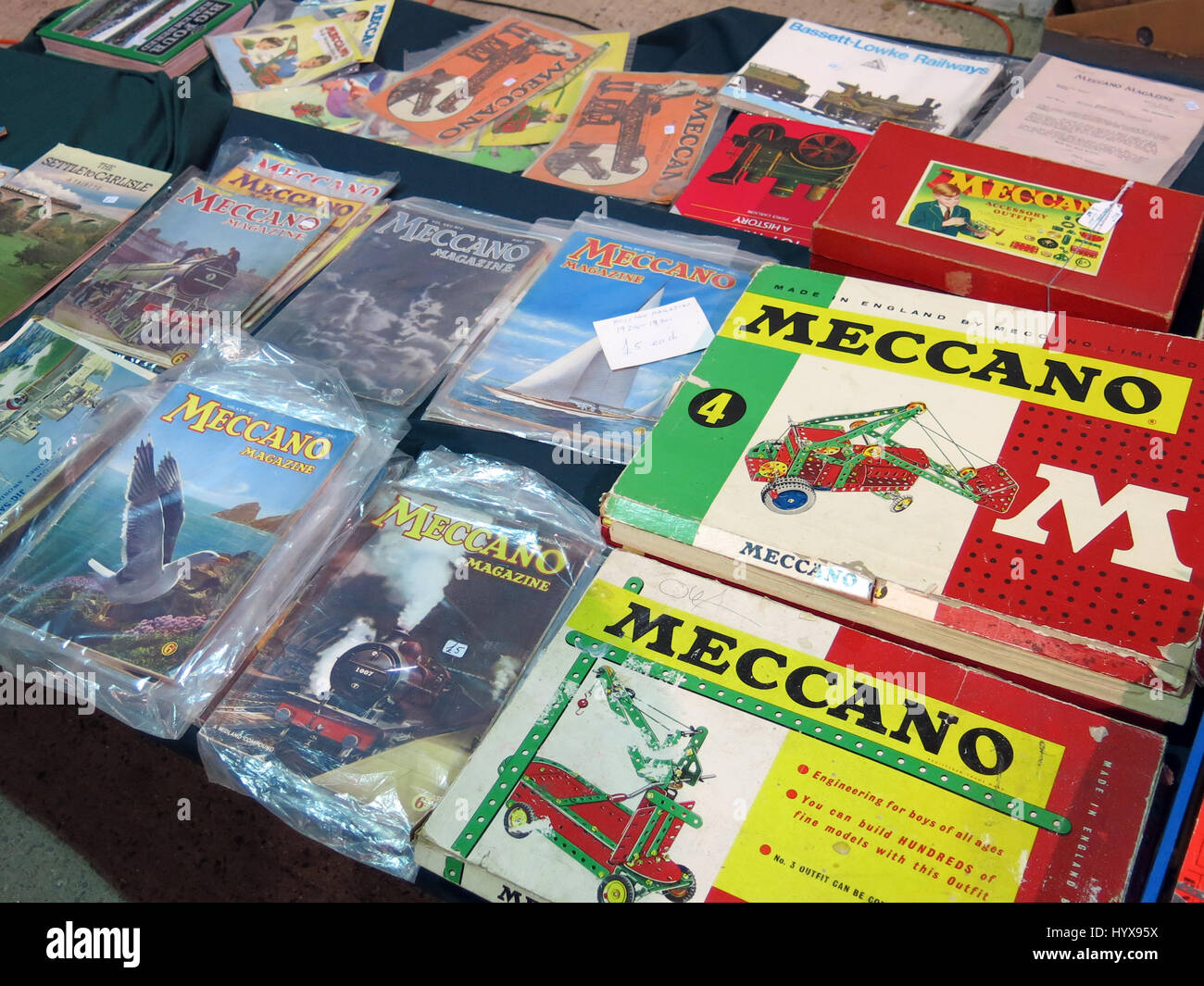 Eine Darstellung der seltenen und sammelbare Meccano-Teile und Sets zum Verkauf an ein Vintage Toy Fair an Bad & West Showground, Somerset, England Stockfoto