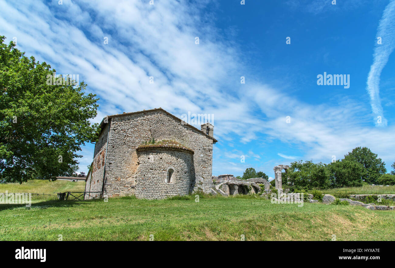 Kirche von San Damiano, Carsulae Ausgrabungsstätte, Italien Stockfoto