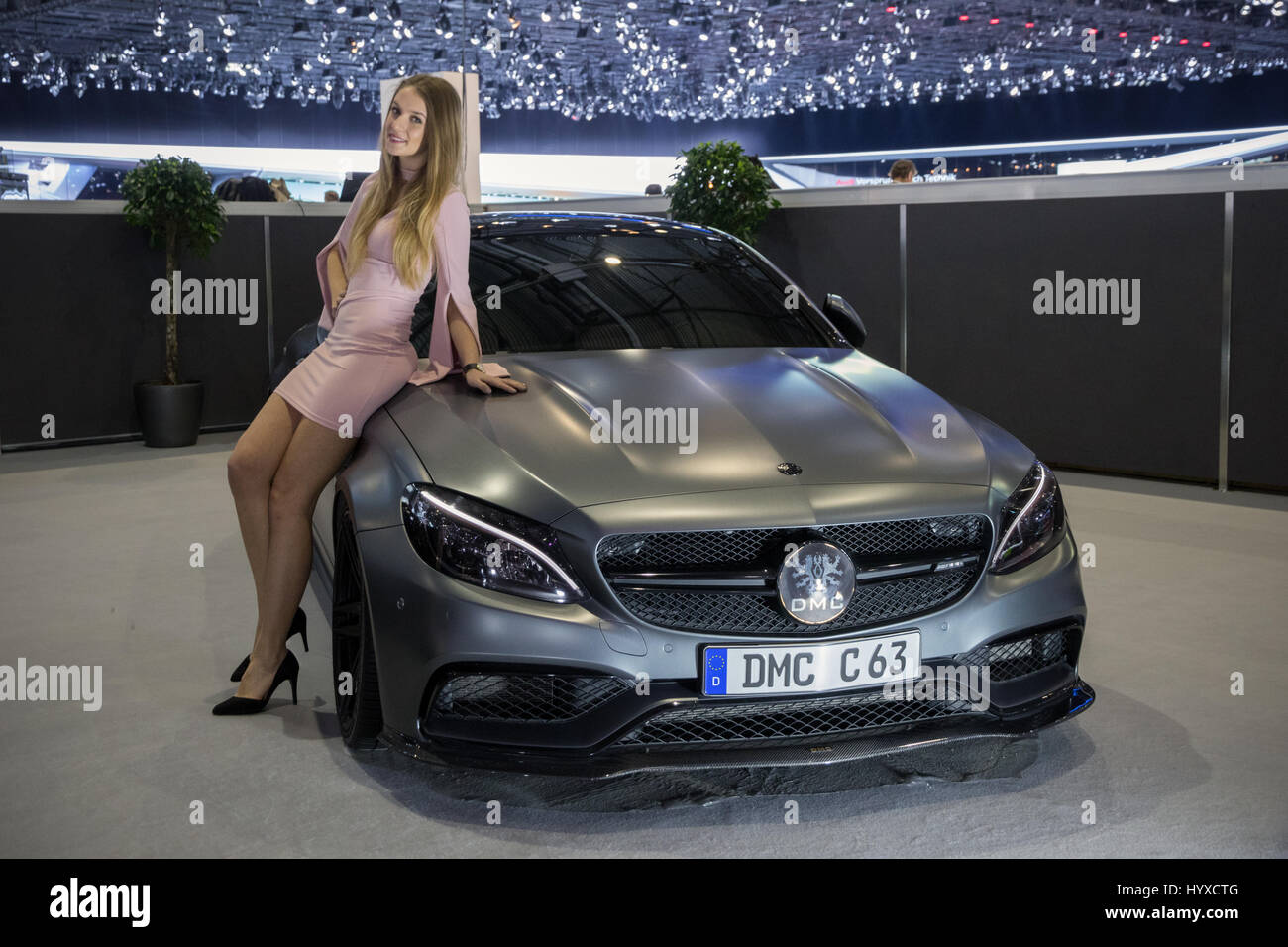 Mercedes Amg C63 Stockfotos und -bilder Kaufen - Alamy
