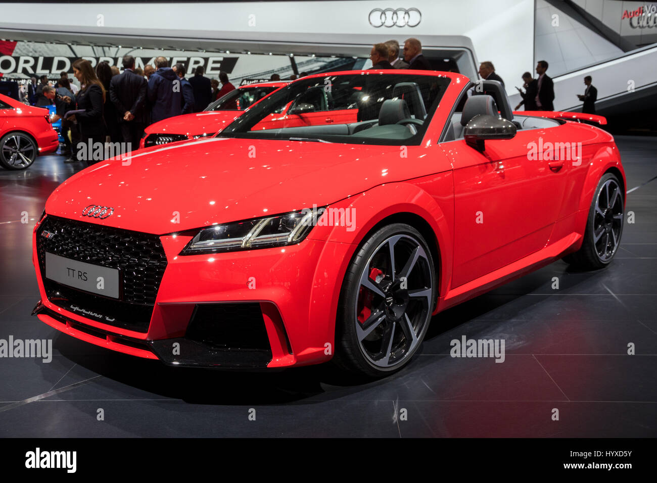 Audi Tt Rs Stockfotos und -bilder Kaufen - Alamy