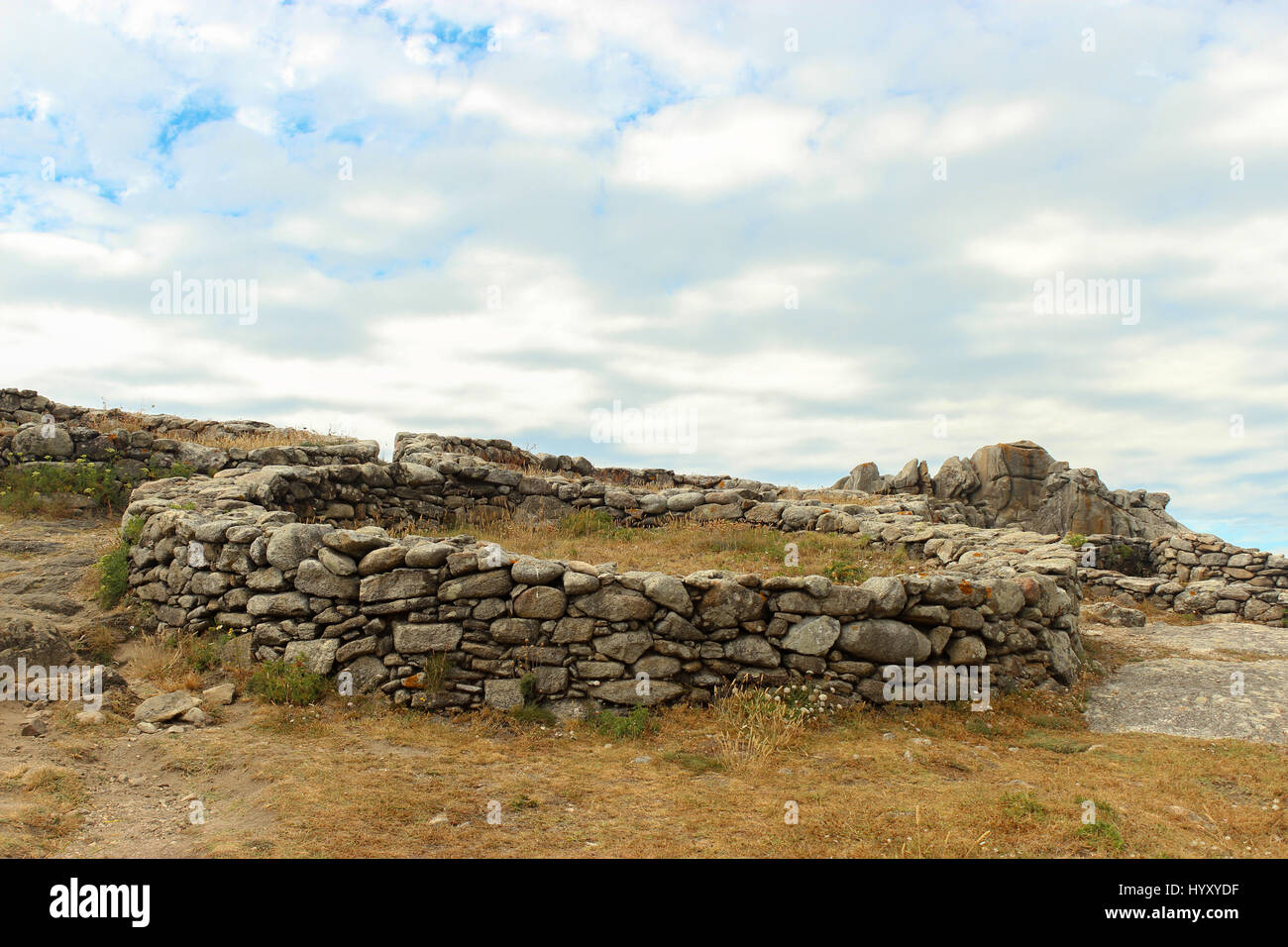 Keltischer Ring an Castro de Barona, eine Festung befindet sich in A Coruna, Galicien, Spanien. Stockfoto
