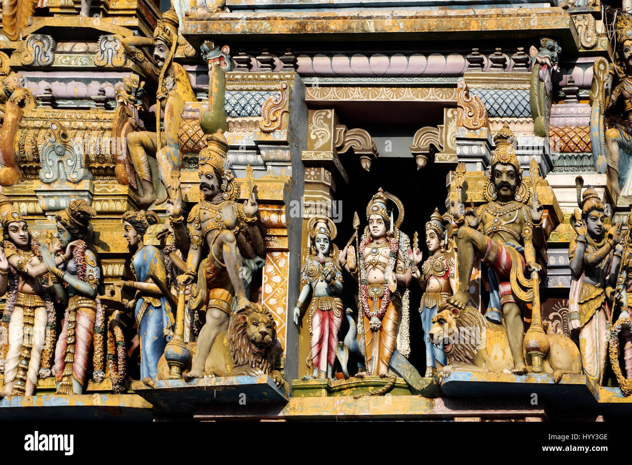 Pettah Colombo SriLanka neue Kathiresan Kovil Tempel, War Gott Murugan Nahaufnahme von Hindu-Götter geweiht Stockfoto