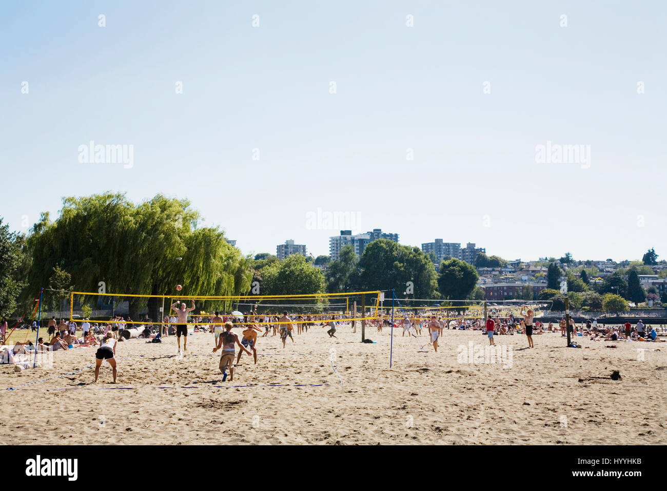 Beach-Volleyball am Kitsilano Beach.  Vancouver, BC. Kanada Stockfoto