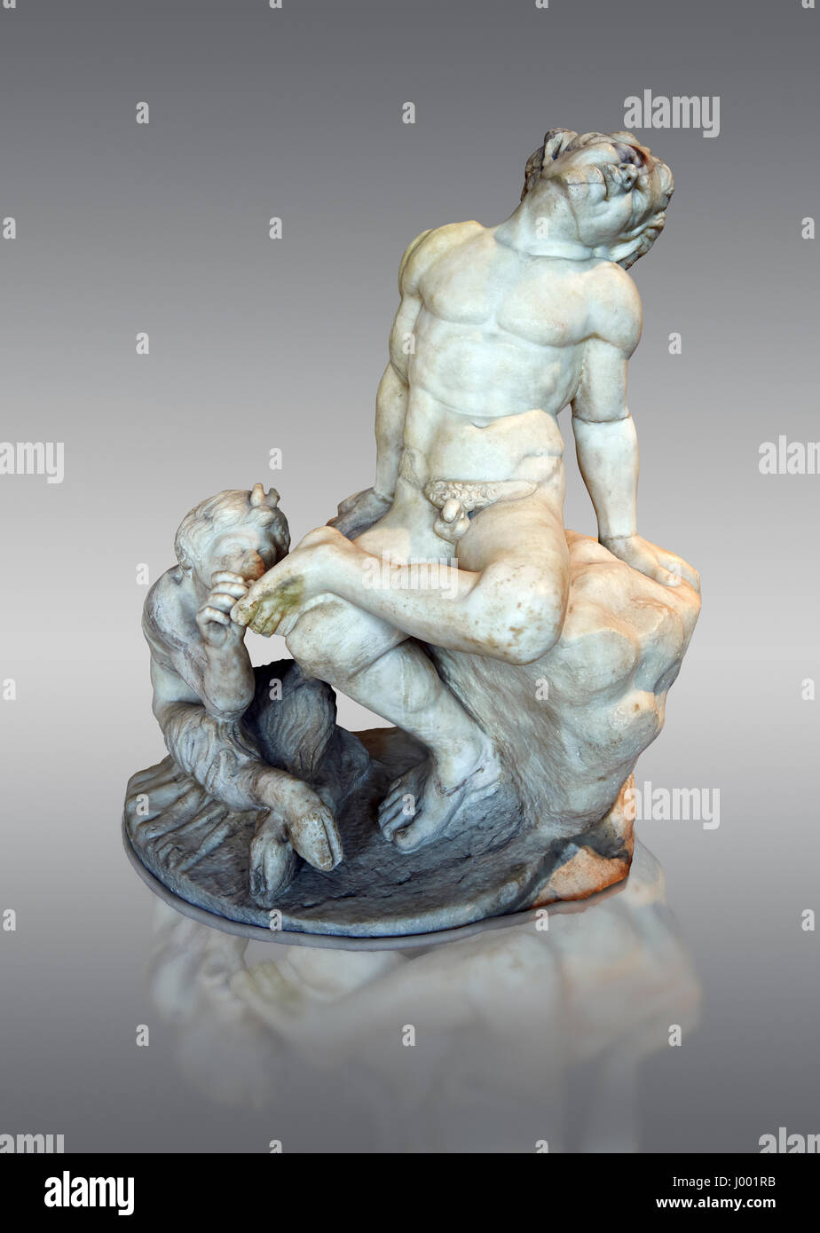 Schwenken Sie entfernen einen Dorn aus dem Fuß ein Satyr. 1. / 2. AD römische Skulptur aus Marmor. Pan (Faunus an die Römer), Inv Herr 193 (oder Ma 320), Louvre Stockfoto