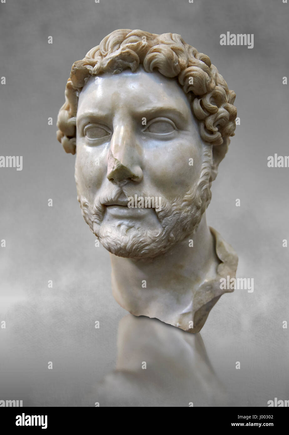 Römische Porträtbüste von Kaiser Hadrian, 117-138 n. Chr., römisches Nationalmuseum in Rom, Italien Stockfoto