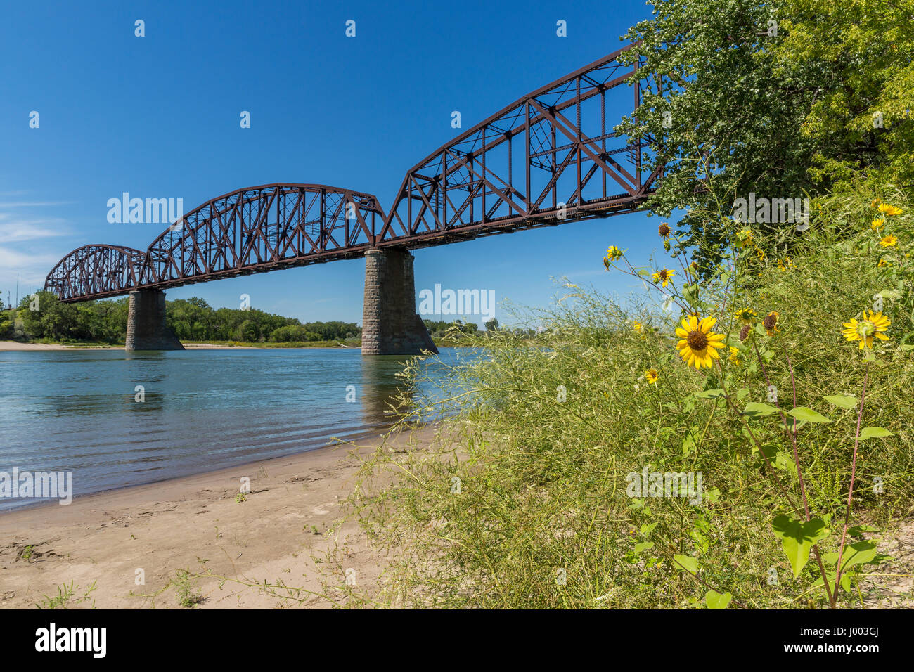 Eisenbahnbrücke am Missouri River Stockfoto