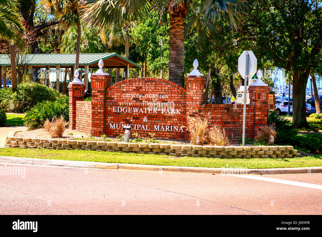Edgewater Park und Municipal Marina Wand unterzeichnen in Dunedin, Florida Stockfoto