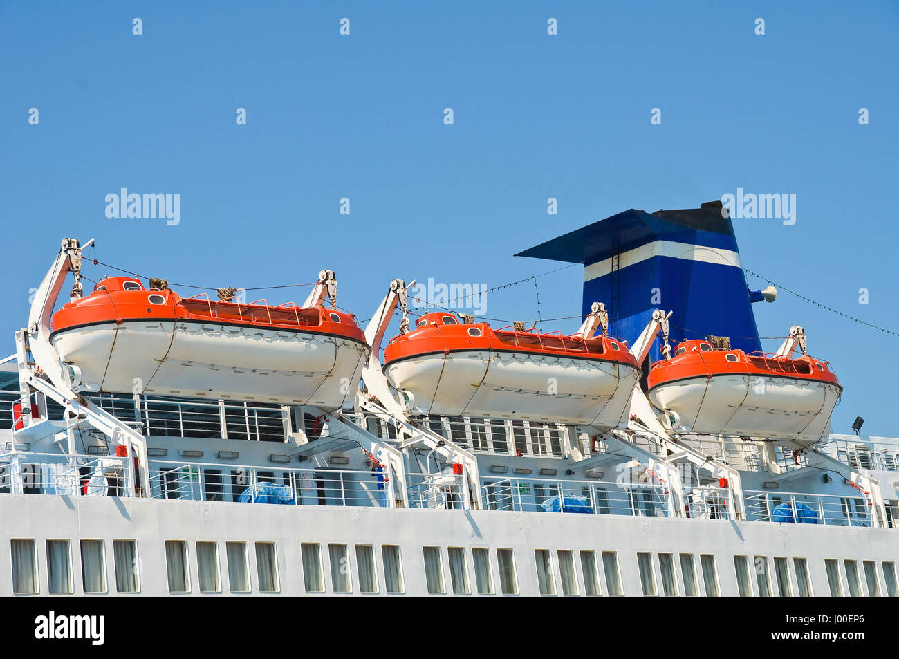 Kreuzfahrt Schiff Rettungsboote. Stockfoto