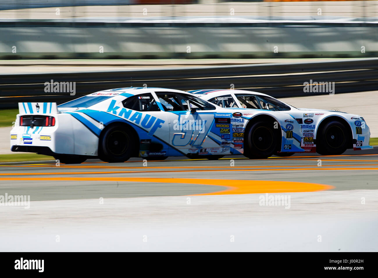 Valencia, Spanien. 8. April 2017. Valencia, ESPANA - März 2017: Ferrando während der NASCAR WHELEN EURO Serie Rennen 1 ELITE 1 in Circuit Ricardo Tormo, Cheste, Valencia, Spanien. : Bildnachweis Cronos/Omar Arnau: Cronos/Alamy Live-Nachrichten Stockfoto