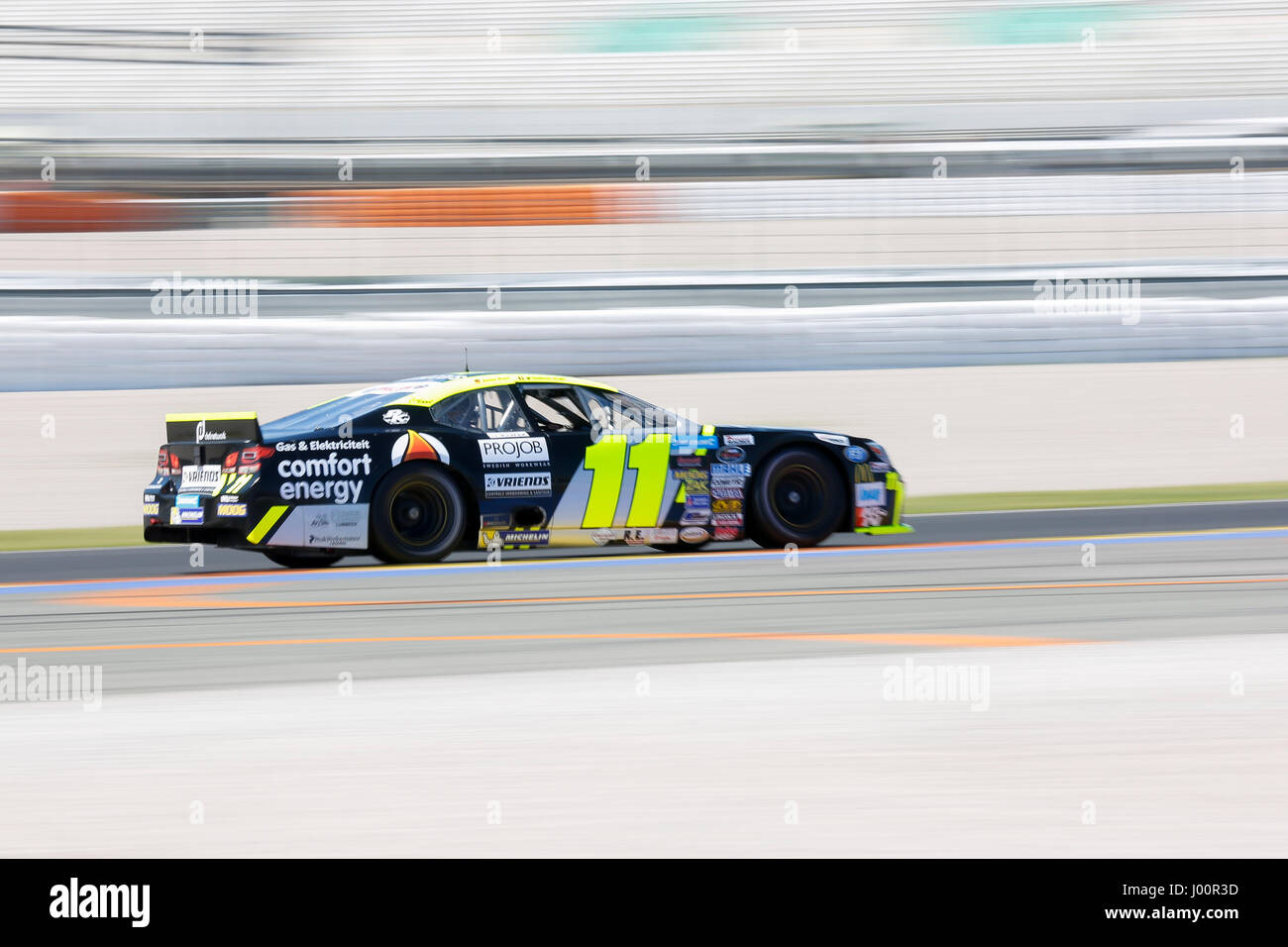 Valencia, Spanien. 8. April 2017. Valencia, ESPANA - März 2017: Longin während der NASCAR WHELEN EURO Serie Rennen 1 ELITE 1 in Circuit Ricardo Tormo, Cheste, Valencia, Spanien. : Bildnachweis Cronos/Omar Arnau: Cronos/Alamy Live-Nachrichten Stockfoto