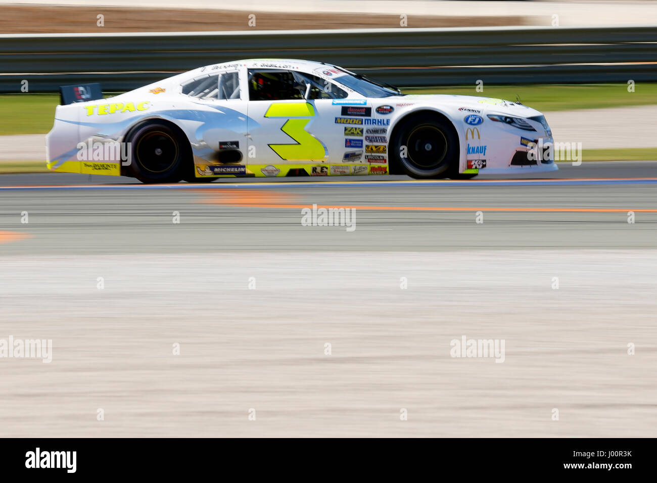 Valencia, Spanien. 8. April 2017. Valencia, ESPANA - März 2017: Gabillon während der NASCAR WHELEN EURO Serie Rennen 1 ELITE 1 in Circuit Ricardo Tormo, Cheste, Valencia, Spanien. : Bildnachweis Cronos/Omar Arnau: Cronos/Alamy Live-Nachrichten Stockfoto