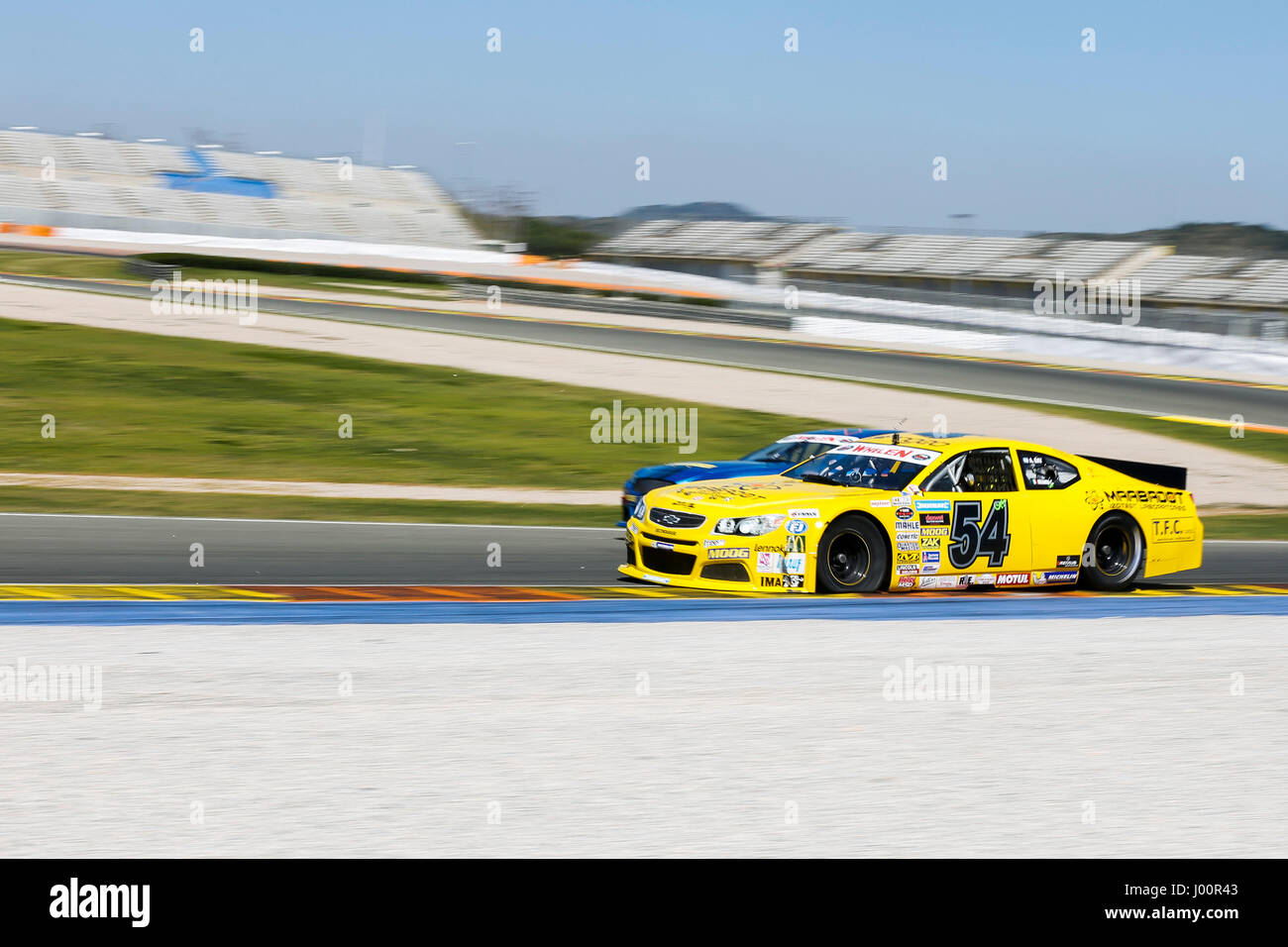 Valencia, Spanien. 8. April 2017. Valencia, ESPANA - März 2017: Tag während der NASCAR WHELEN EURO Serie Rennen 1 ELITE 1 in Circuit Ricardo Tormo, Cheste, Valencia, Spanien. : Bildnachweis Cronos/Omar Arnau: Cronos/Alamy Live-Nachrichten Stockfoto