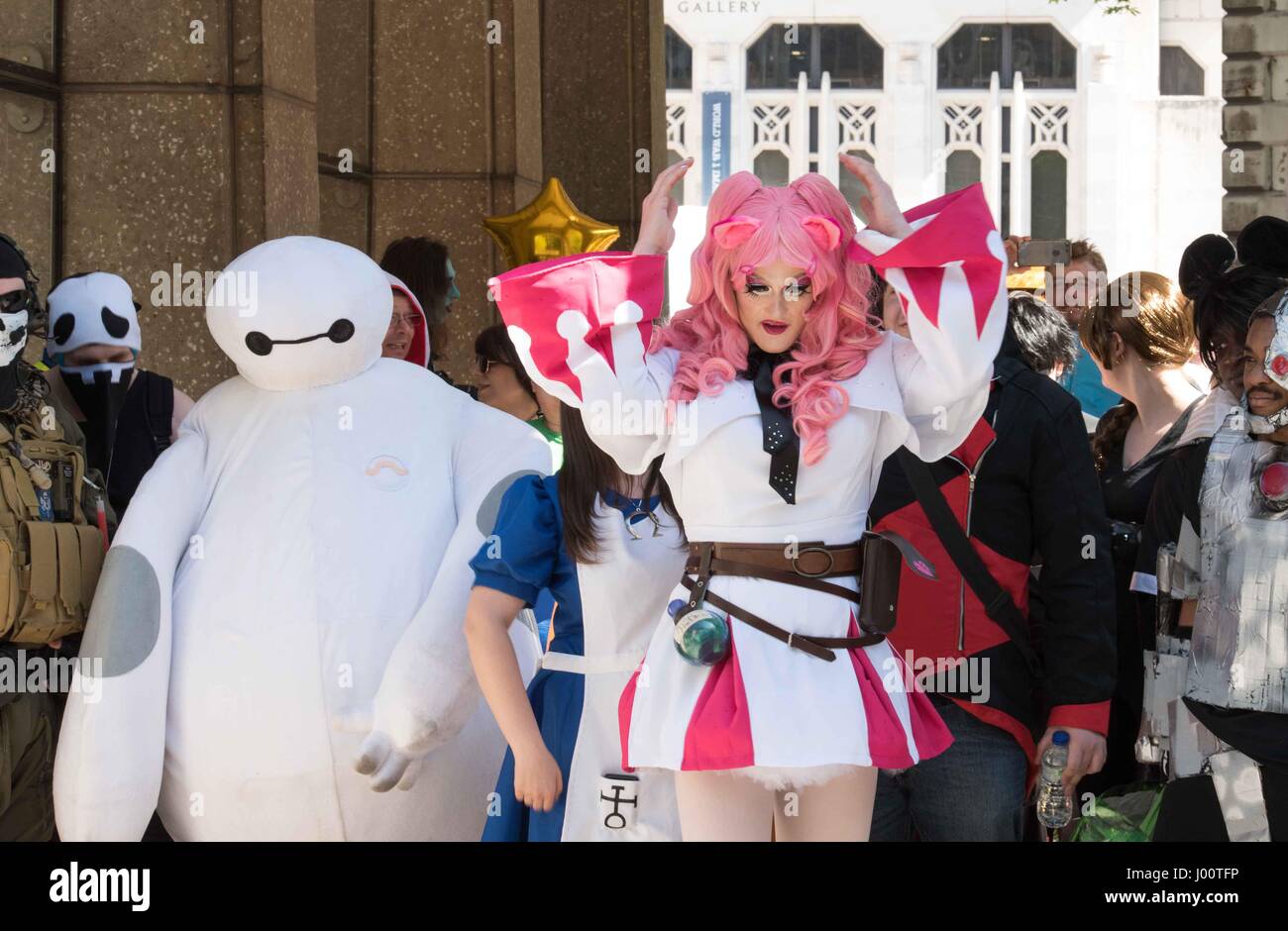 London, 8. April 2017, London Games Festival Parade, Cosplayer beginnen die Parade von der Guildhall, London Stockfoto