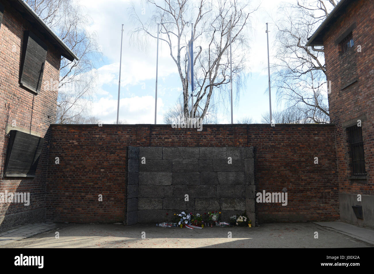 Block 11 Auschwitz Stockfotos & Block 11 Auschwitz Bilder Alamy