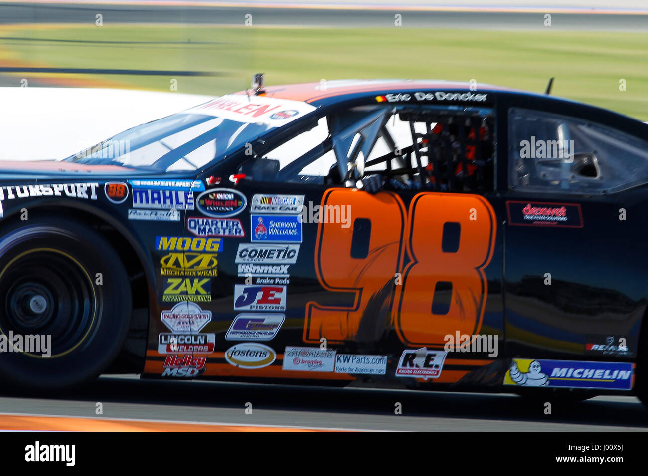 Valencia, Spanien. 8. April 2017. Valencia, ESPANA - März 2017: De Doncker während der NASCAR WHELEN EURO Serie Rennen 1 ELITE 2 in Circuit Ricardo Tormo, Cheste, Valencia, Spanien. Foto: Cronos/Omar Arnau Stockfoto