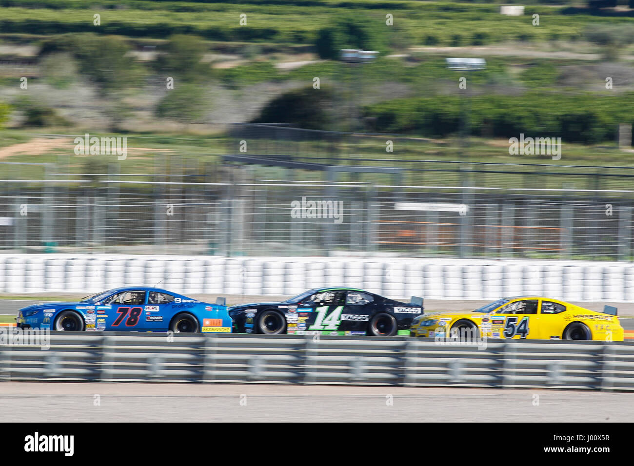 Valencia, Spanien. 8. April 2017. Valencia, ESPANA - März 2017: De byder, Pichard und Casoli während der NASCAR WHELEN EURO Serie Rennen 1 ELITE 2 in Circuit Ricardo Tormo, Cheste, Valencia, Spanien. Foto: Cronos/Omar Arnau Stockfoto